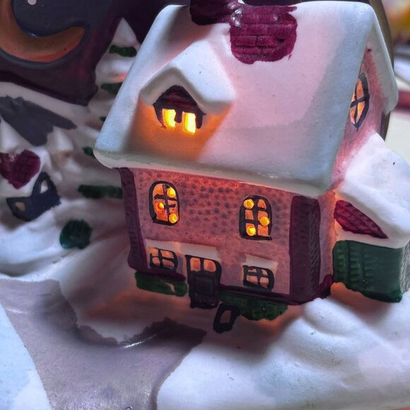 Handpainted Holiday Traditions Christmas Night Light 4 Inch Snowy Village Scene - Picture 4 of 9